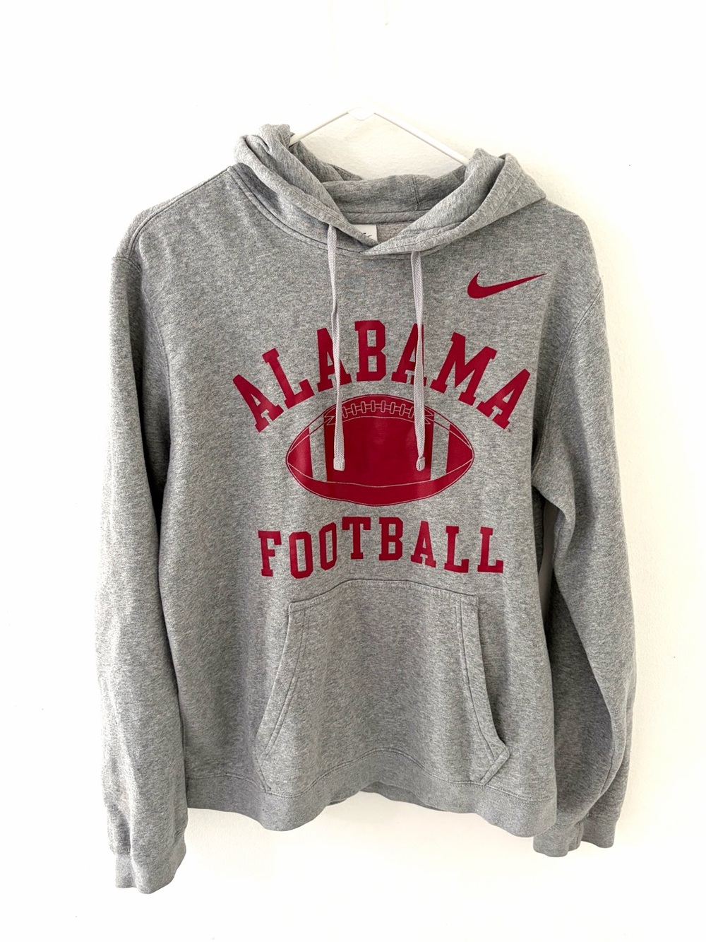 Nike Alabama Crimson Tide Gray Pullover Hoodie,
Size: Medium